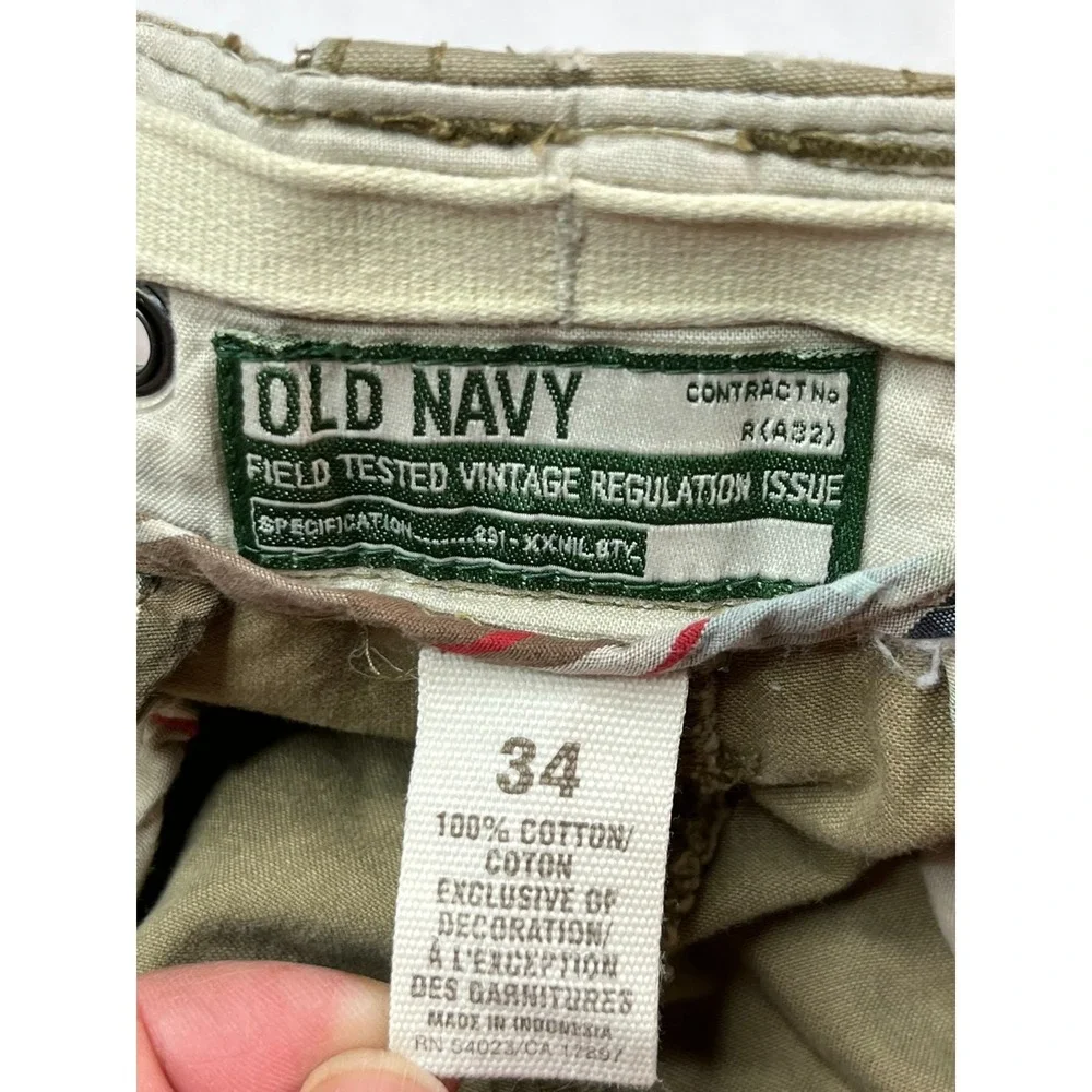 VTG OLD NAVY Mens 34 Shorts Khaki Tan Cargo Pocket Raw‎ Hem 10